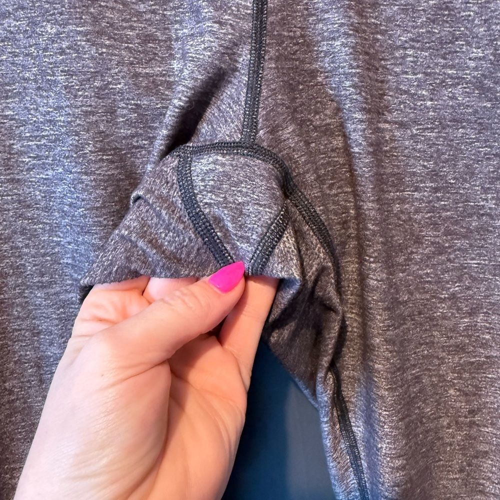 Lululemon fold over waist crops - Picture 2 of 6